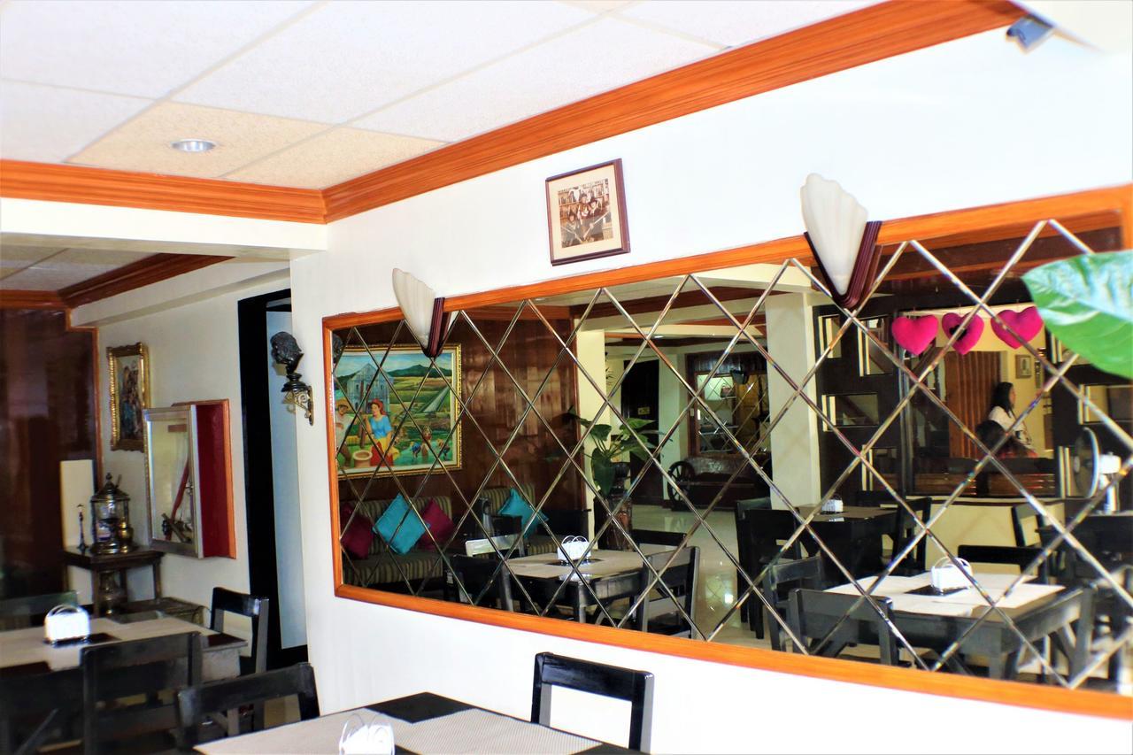 Zen Rooms Vest Grand Suites Bohol Tagbilaran City Exterior foto